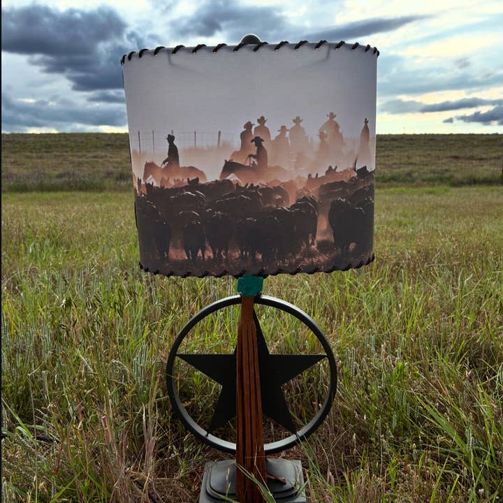 Reunião Oval de Abajures Rancho por atacado de Red Dirt Ranch Clothing Company