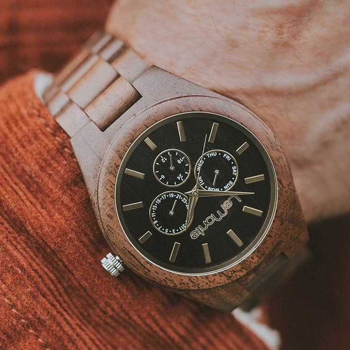 Vancouver Armbanduhr aus Walnussholz für den Großhandel von LeMonte