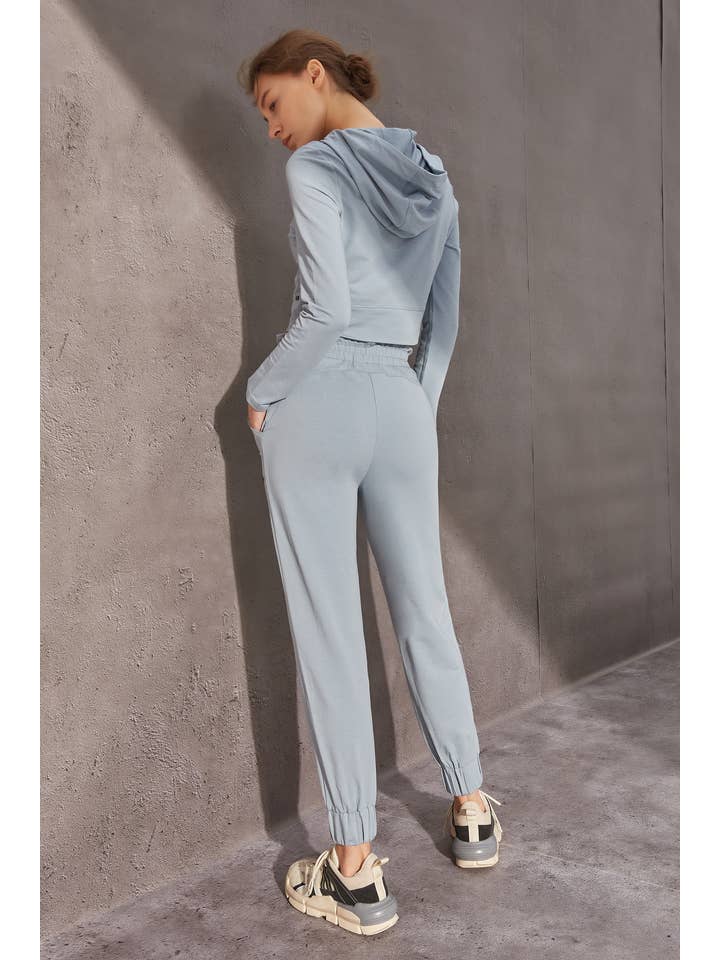 Titika Active – wholesale Athletic sweatpants/jogging bottoms – Women's – Warm Down Jogger2