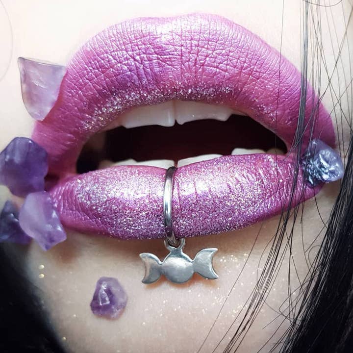 Inchoo bijoux inc - Wholesale Lip Ring - Moon Phase Dangling Lip Ring