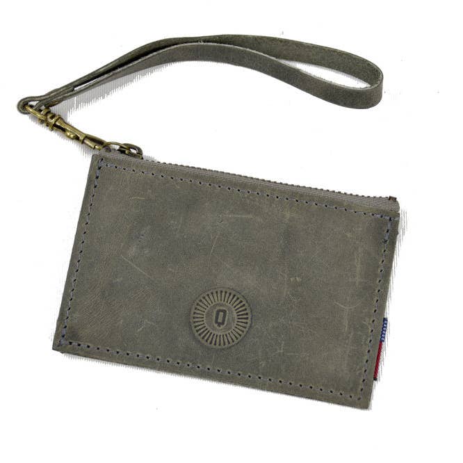 Læderkortholder - Lynlåshåndledsrem for engroshandel hos Queen City Footwear