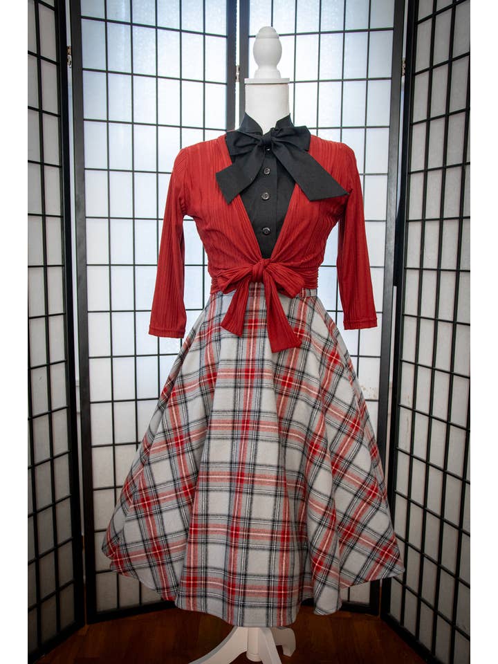 Heart of Haute - Wholesale Skirt - Women's - Haute Circle Skirt - Flannel, Grey Plaid4