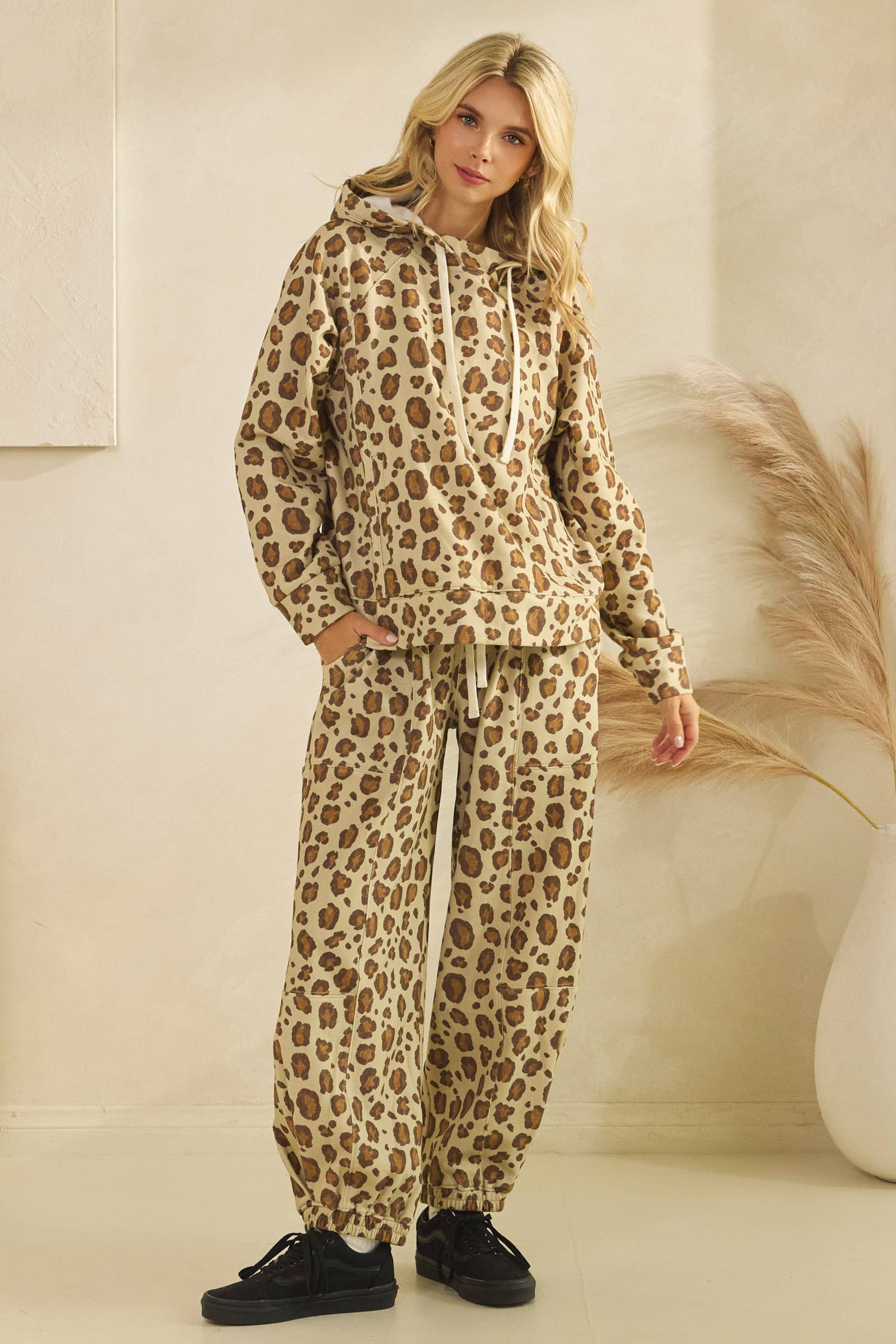 Veveret - Wholesale Hoodie - Women's - Printed French Terry Hoodie72