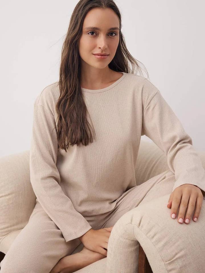 2-teiliges geripptes Strick-Pyjama-Set für den Großhandel von Hoxton Gal