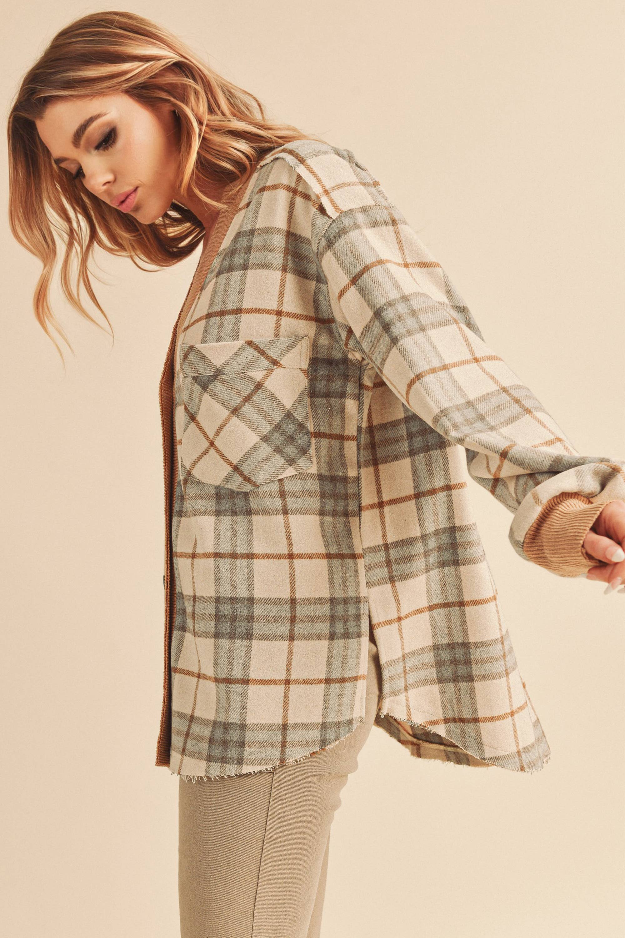 AEMI + CO - Wholesale Cardigan - Women's - 582BK Hila Cardigan Jacket 310