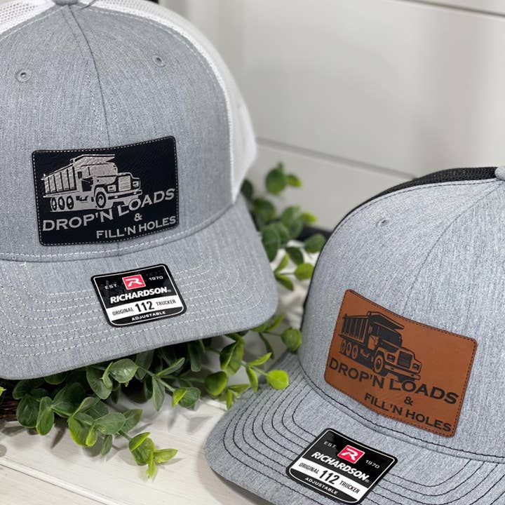 CMD Wholesale – Engroshandel Trucker hat - Unisex – Drop'n Loads & Fill'n Holes Patch Snapback-hat til voksne