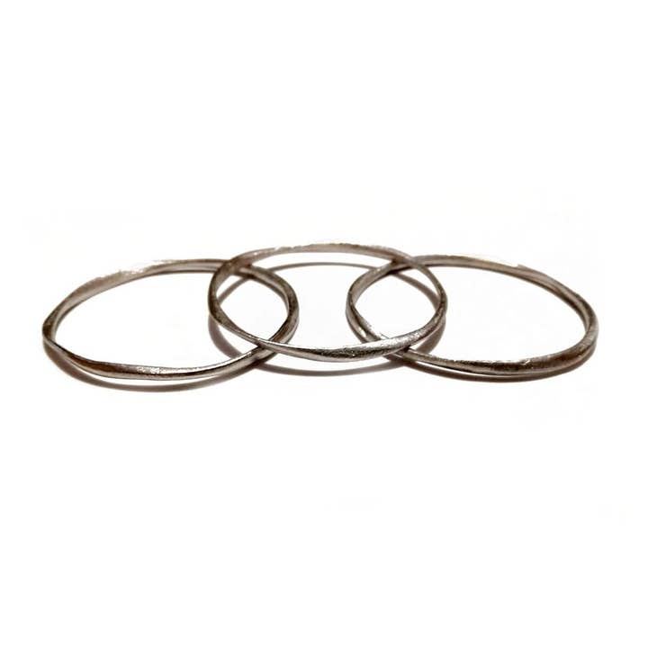 No War Factory s.r.l. - Wholesale Bangle Bracelet - Box 3 Hand-hammered bracelets2