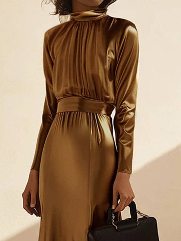 OURO Vestido Comprido de Manga Comprida Plissado Brilhante com Gola Alta para venda a revendedores na Faire7