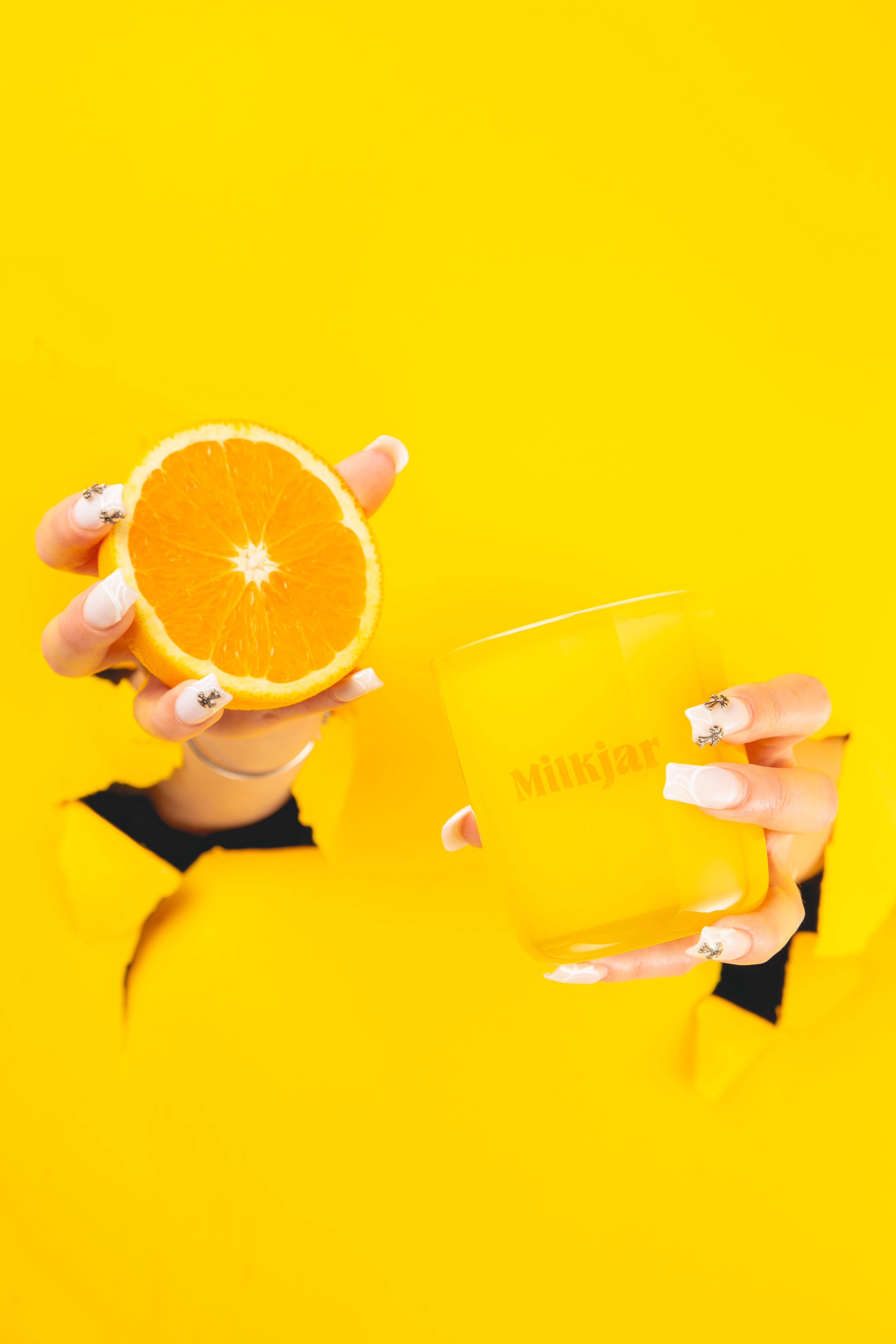 Milk Jar Candle Co. - Vente Bougie en bocal - Bougie à l’huile essentielle Citrus et cire soja noix de coco 226 g9