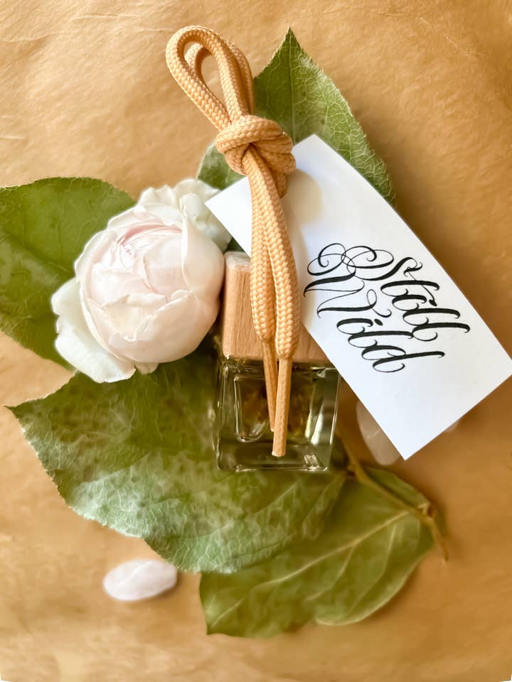 Tea Blossom / Hanging Aroma diffuser for wholesale by Still Wild