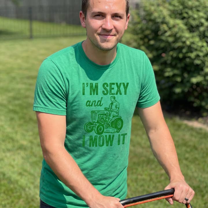 dkhandmade - Wholesale Screen Printed T-Shirt - Men's - I'M SEXY AND I MOW IT T-SHIRT (KELLY GREEN)1