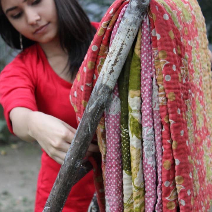 Basha Boutique - Wholesale Throw blanket - Kantha Standard Size, Vintage Cotton Cozy Throw Blanket7