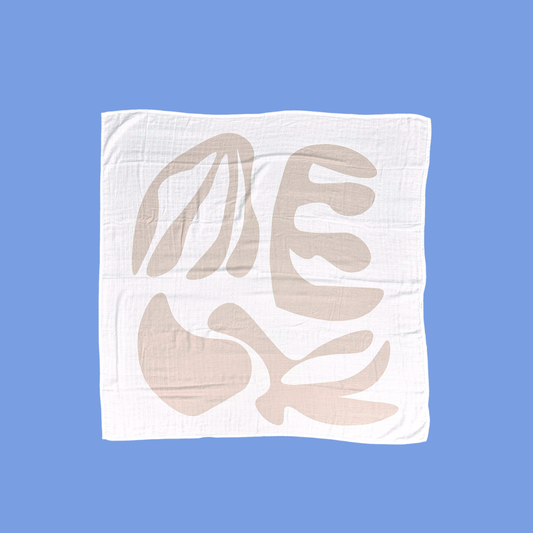 Golden Child - Wholesale Swaddle - Baby - Golden Child Holiday Patterned Baby Swaddle0