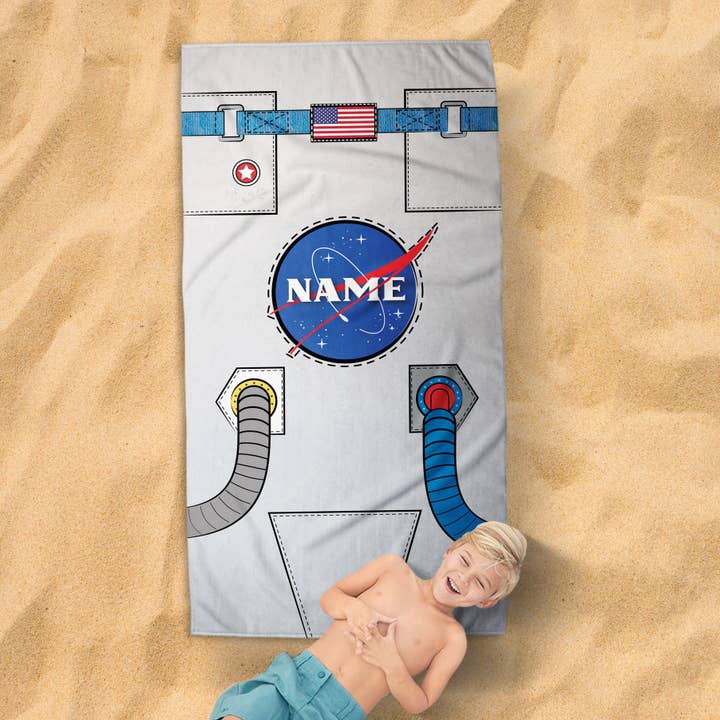 Strandtuch: Astronautenanzug für den Großhandel von Sam and Zoey
