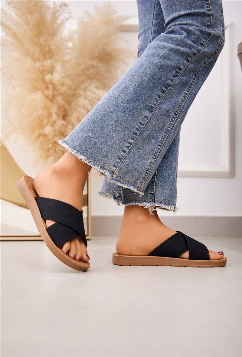 No Doubt Shoes - Venta al por mayor Sandalias - Mujer - Sandalias deslizantes con bandas cruzadas y diseño tipo flip flop0