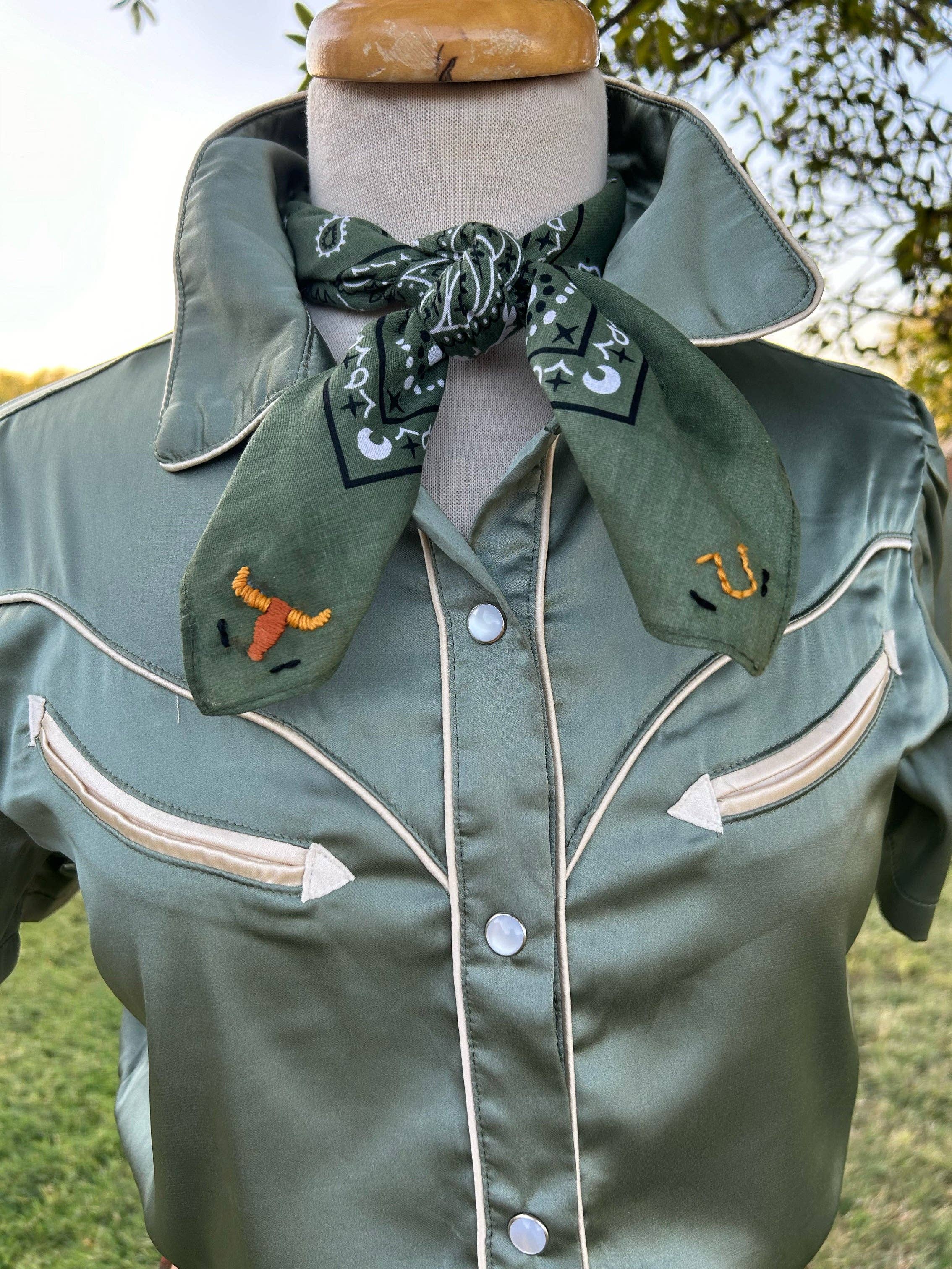 Pradera - Purveyors of the West – wholesale Bandana - Unisex – Broderad rund bandana2