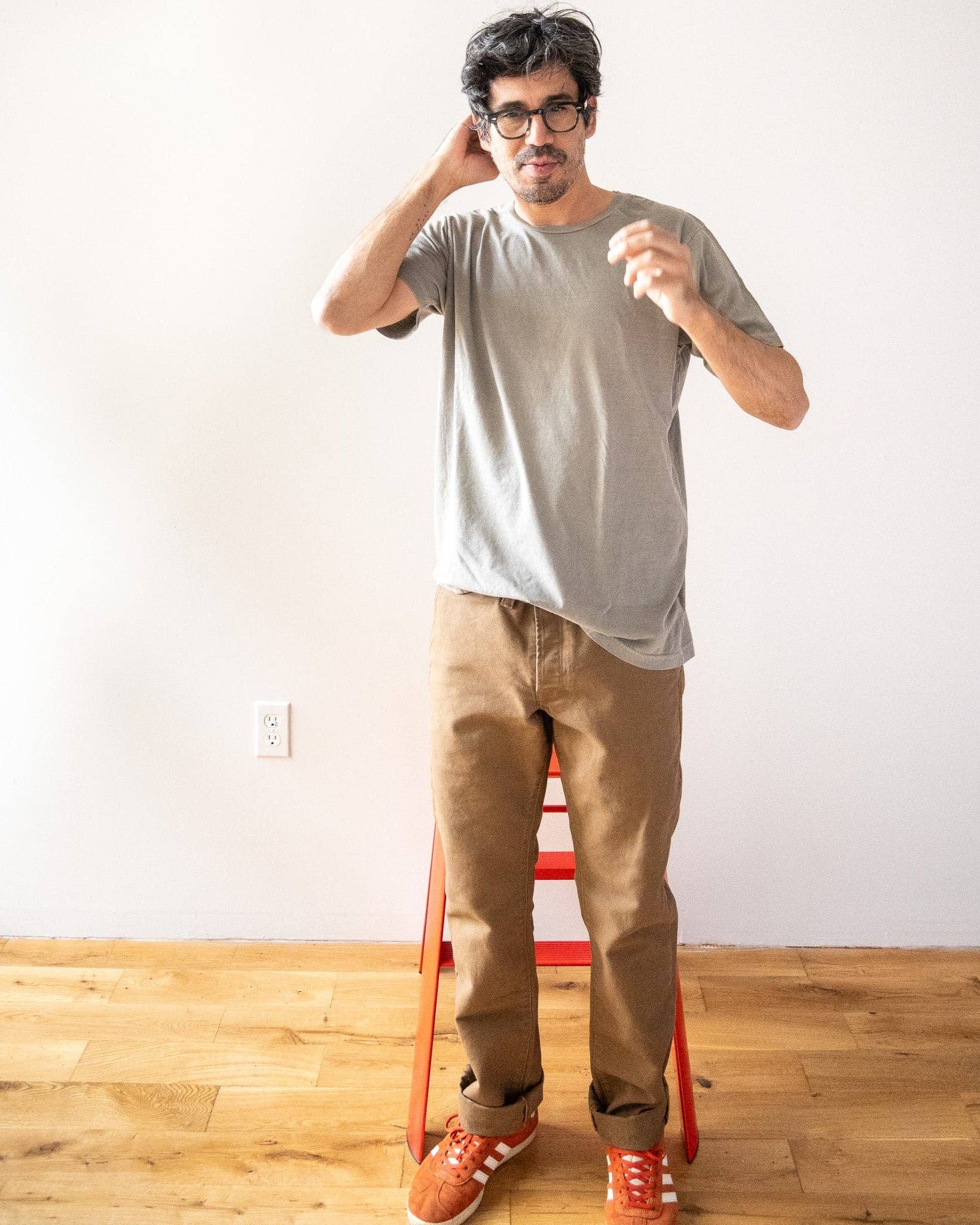 Grown and Sewn - Vente T-shirt – homme - T-shirt à manches courtes en filé à l'anneau léger - Cendre1