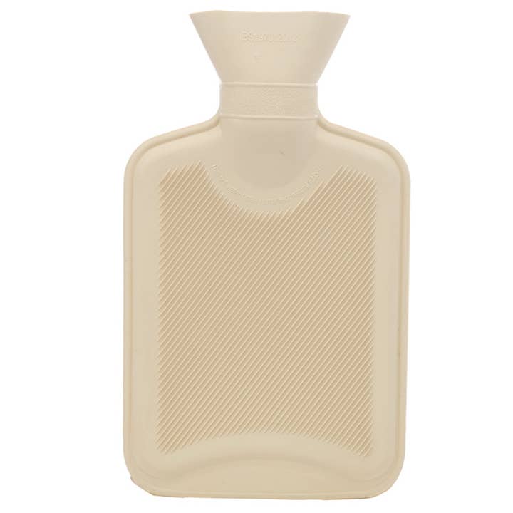 Puckator Ltd - Wholesale Water Bottle - Highland Coo Cow 650ml Hot Water Bottle with Plush Cover1