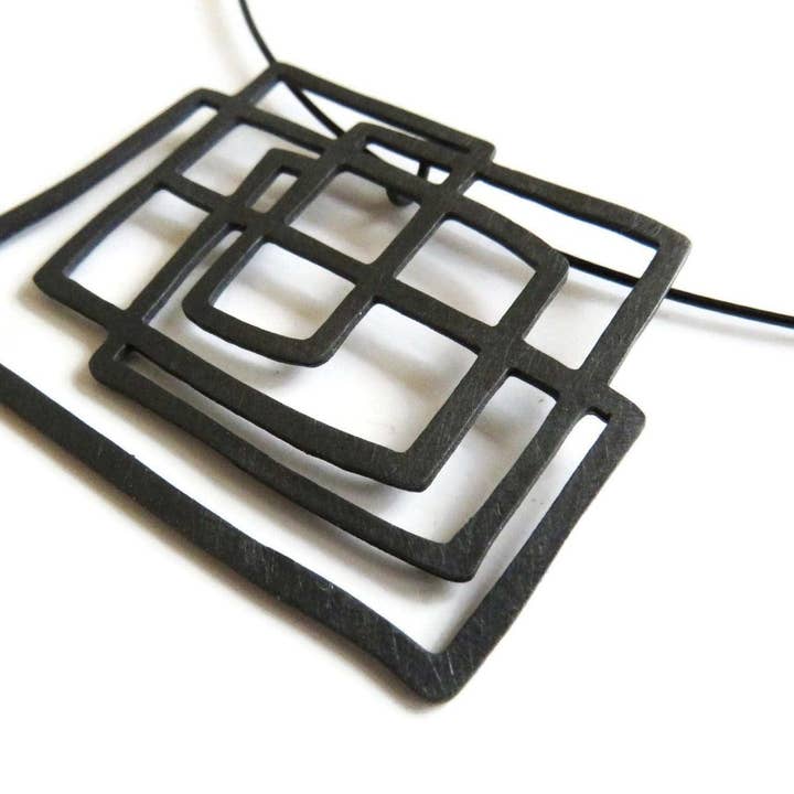 Kimya Joyas - Wholesale Pendant/Charm Necklace - Large Abstract Black Silver Pendant5