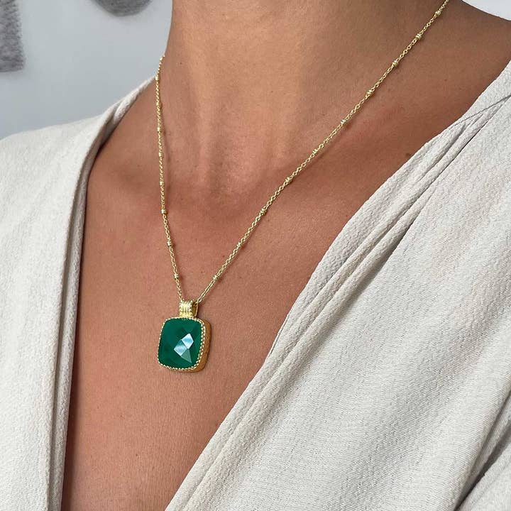 Tetra Gold Large Square Gemstone Pendant Green Onyx Gift Box for wholesale by AZUNI London