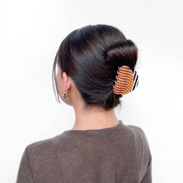 CHUNKS - Wholesale Hair Clip - Women's - Juno Claw in Stripes1