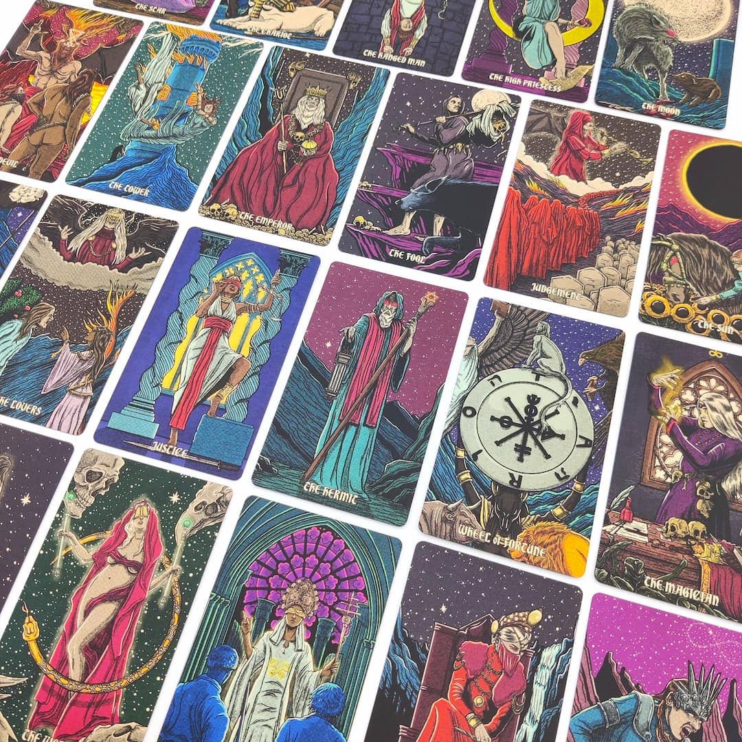 LA MUCI DESIGN - Wholesale Tarot Cards - Dark Reflections Tarot – Shadow Work & Self-Discovery Deck5