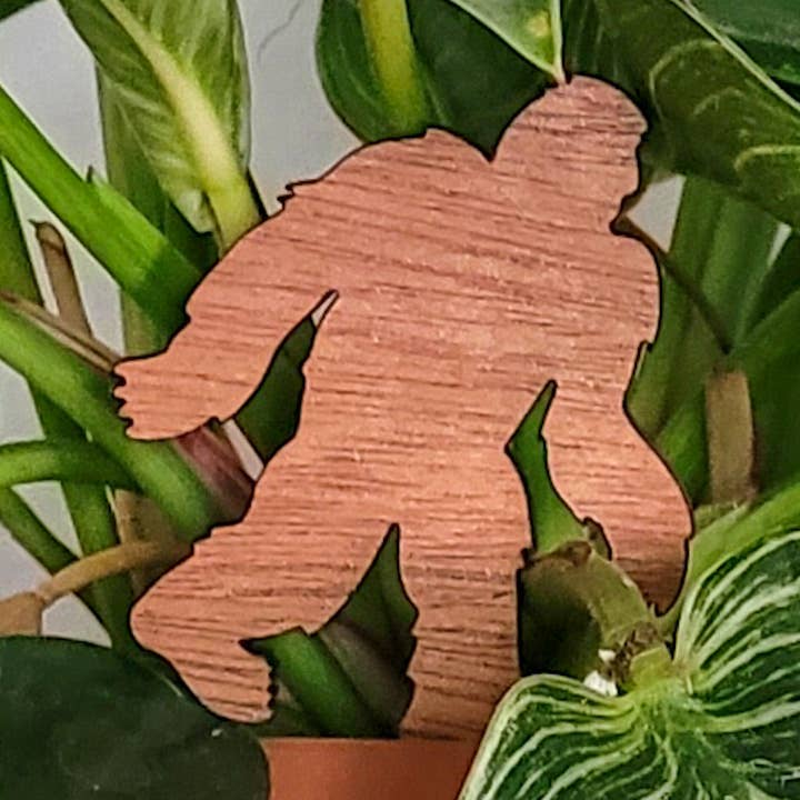 Leaf & Node - Wholesale Garden/Lawn Stake - Bigfoot Sasquatch Decorative Plant Stake (Wood, 2 Sizes)8