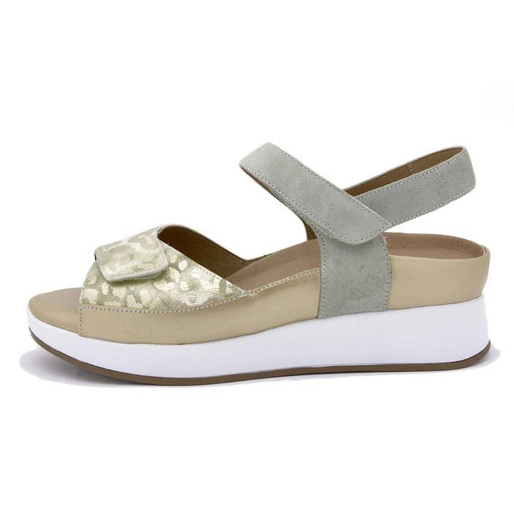 Sandaal Verwijderbaar Voetbed Suède Metaal Salie 250422 voor wholesale door PieSanto