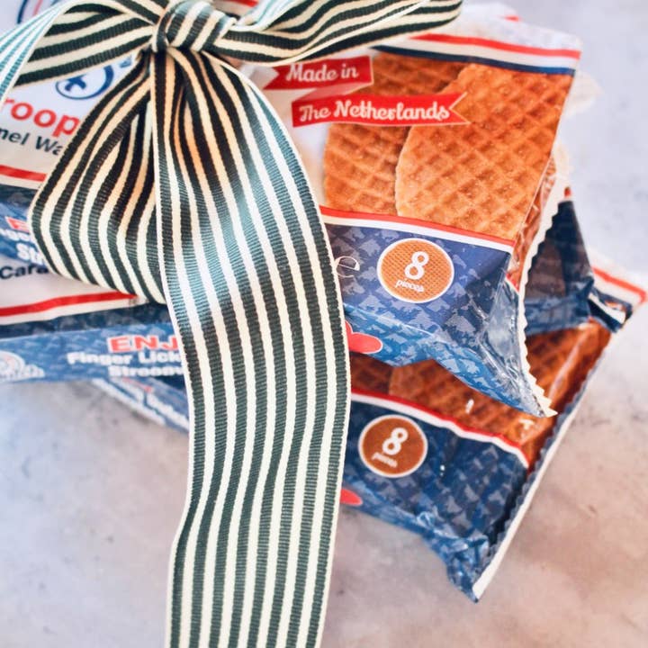 Finger Licking Dutch Stroopwafel Cookies - Wholesale Cookie - Dutch Caramel Stroopwafels Cookies, 8-Count Tray (QTY:12)21