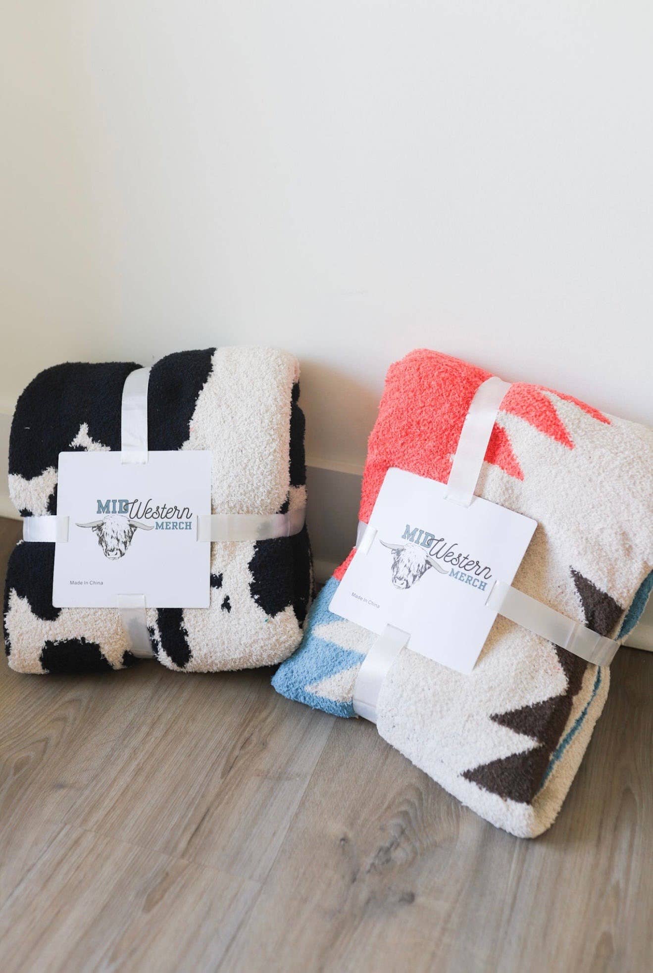 The Front Porch Label - Wholesale Throw Blanket - Aztec Throw Blanket2