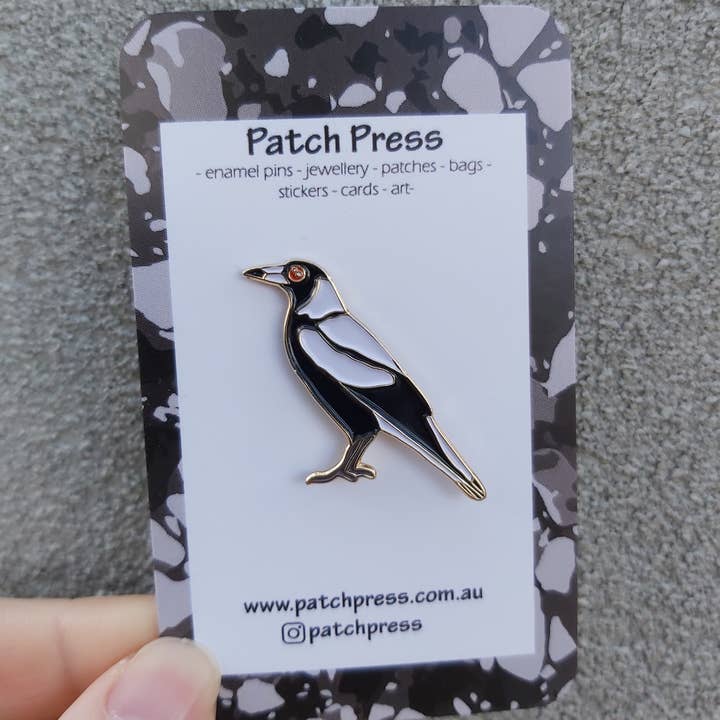 Patch Press - Wholesale Lapel pin/button - Magpie Bird Enamel Lapel Pin1