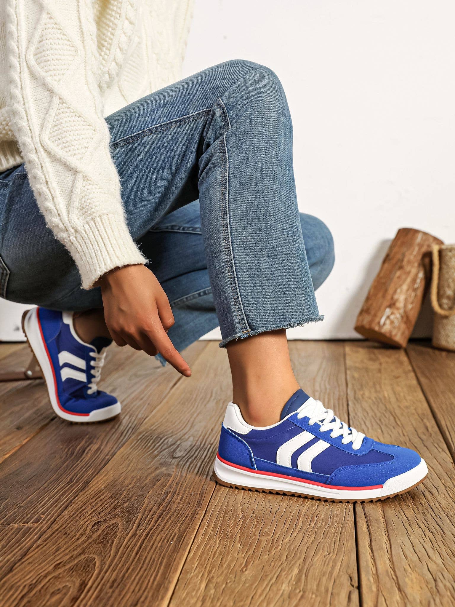 No Doubt Shoes – Großhandel Lifestyle-Sneaker – Damen – DAMEN-SNEAKER MIT FARBKONTRAST UND DOPPELSTREIFEN-SCHNÜRUNG4