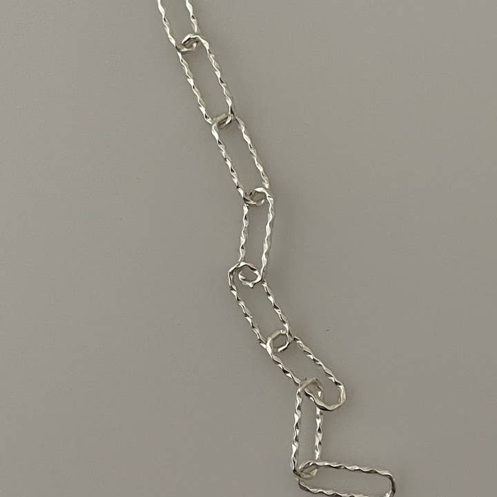 Purity Beads - Wholesale Craft Supplies - 925 Sterling Solid Silver Chain, Rectangular Chain Diamond Cut Wire. Machine made Chain, Size 11.4mmX4.2mm | 1 Foot2