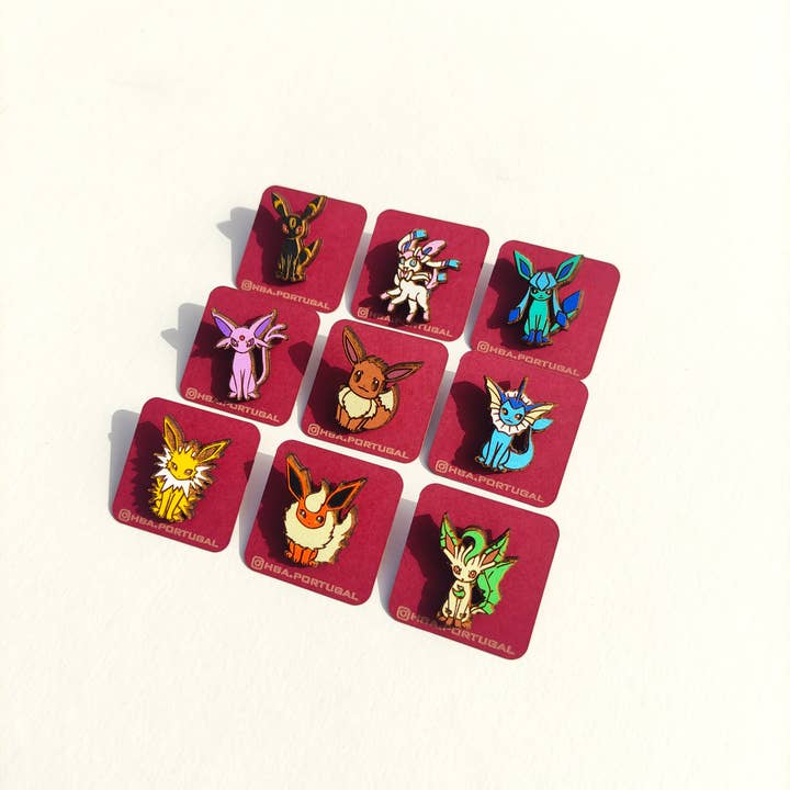Herbs&Belles - Wholesale Lapel Pin/Button - Wooden Pokémon Pins, Eevee Evolutions, Geek Gift Anime Nerd