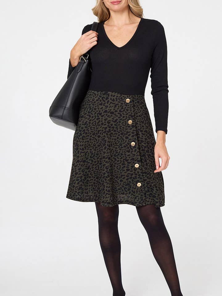 Animal Print V-Neck Short Skater Dress
for wholesale by Stellalondon