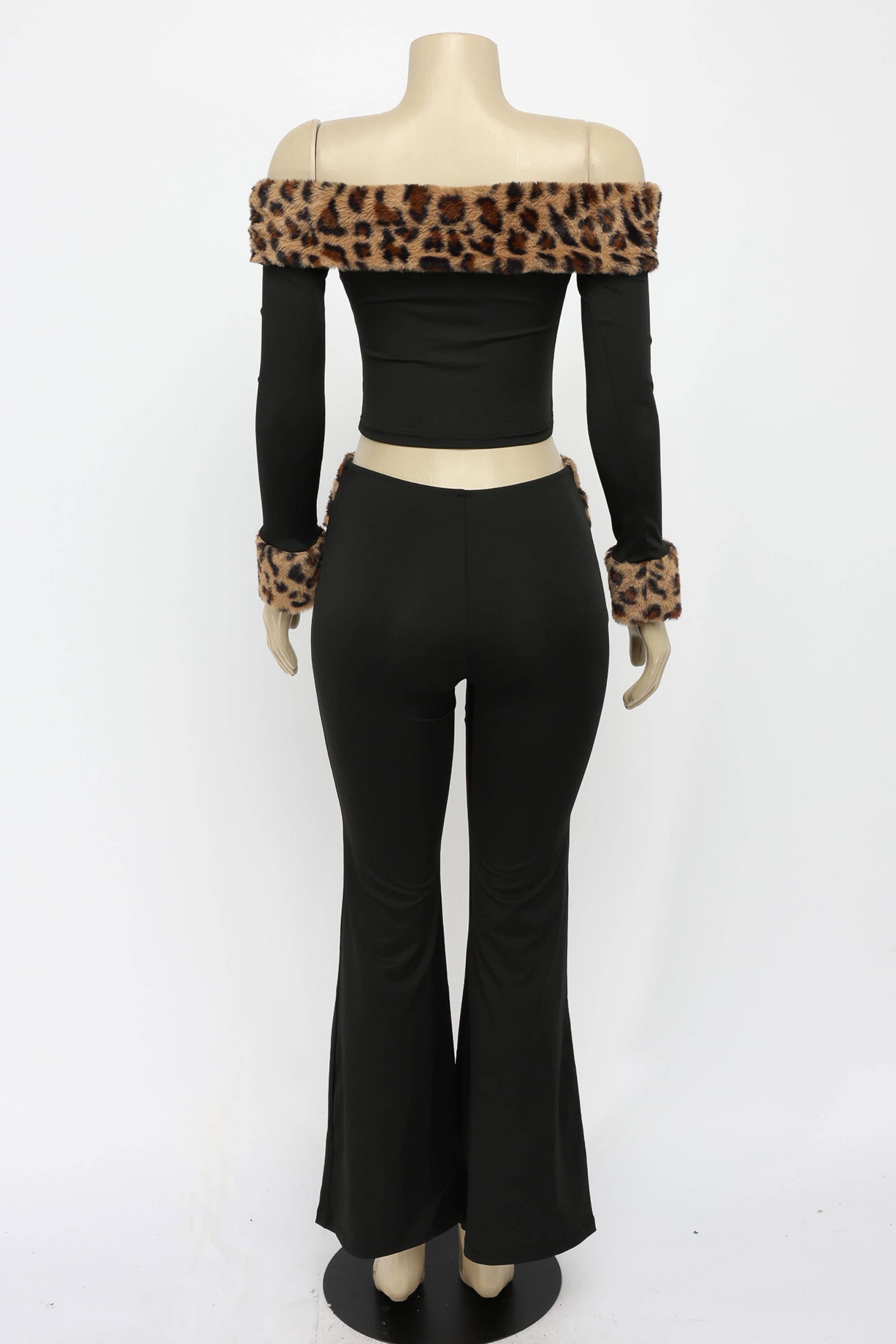 BLACK COMBO [SELECT]Leopard faux fur detailed top & pants set for wholesale on Faire4