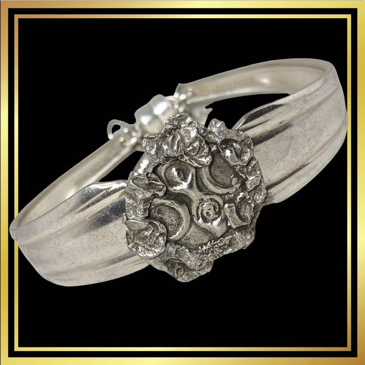 Gaia in de bomen voor wholesale door Earth Goddess Bracelets