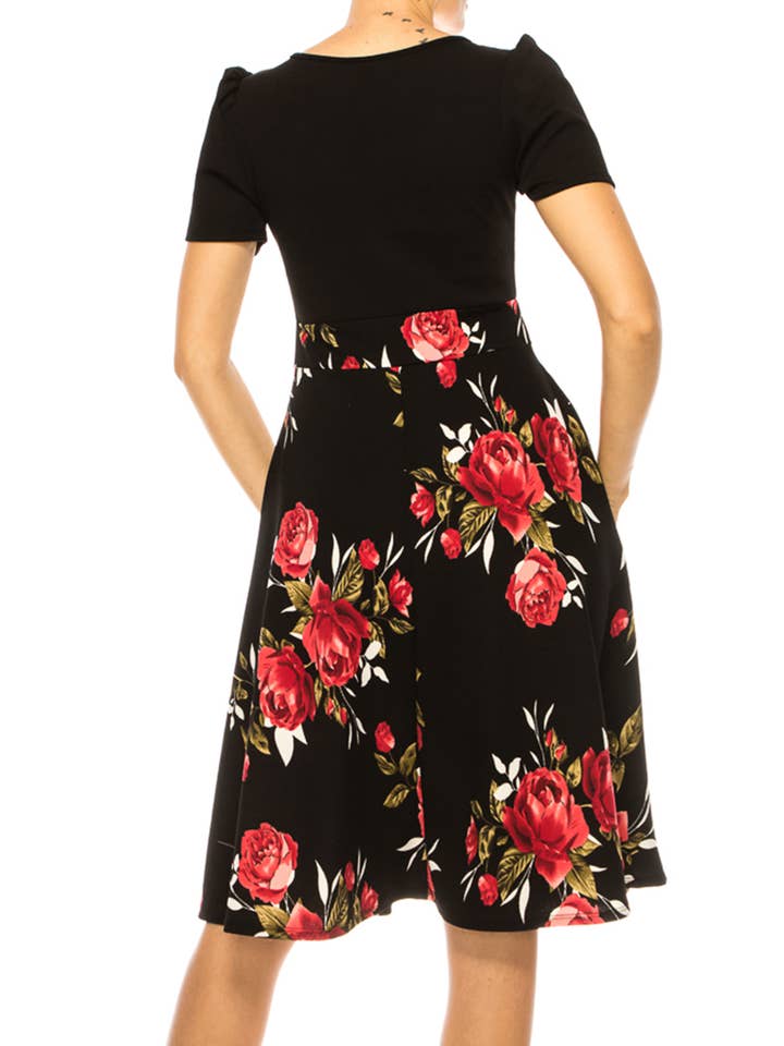 MOA COLLECTION - Wholesale Dress - Women's - Women's Knee-length Color Block Dress with Pockets
