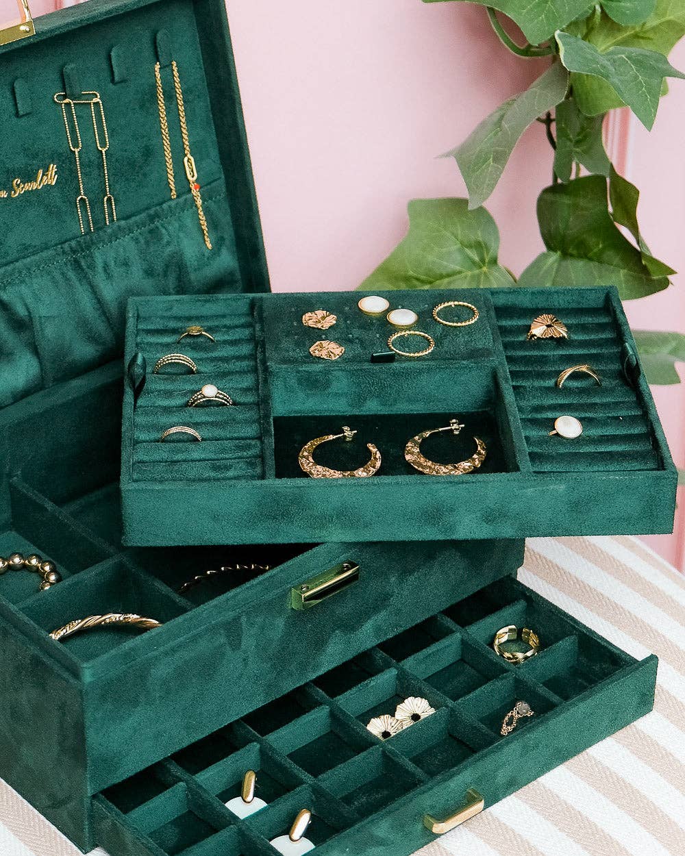 Maison Scarlett - Venta al por mayor Joyero/organizador de joyas - Caja de joyería Denise de terciopelo2