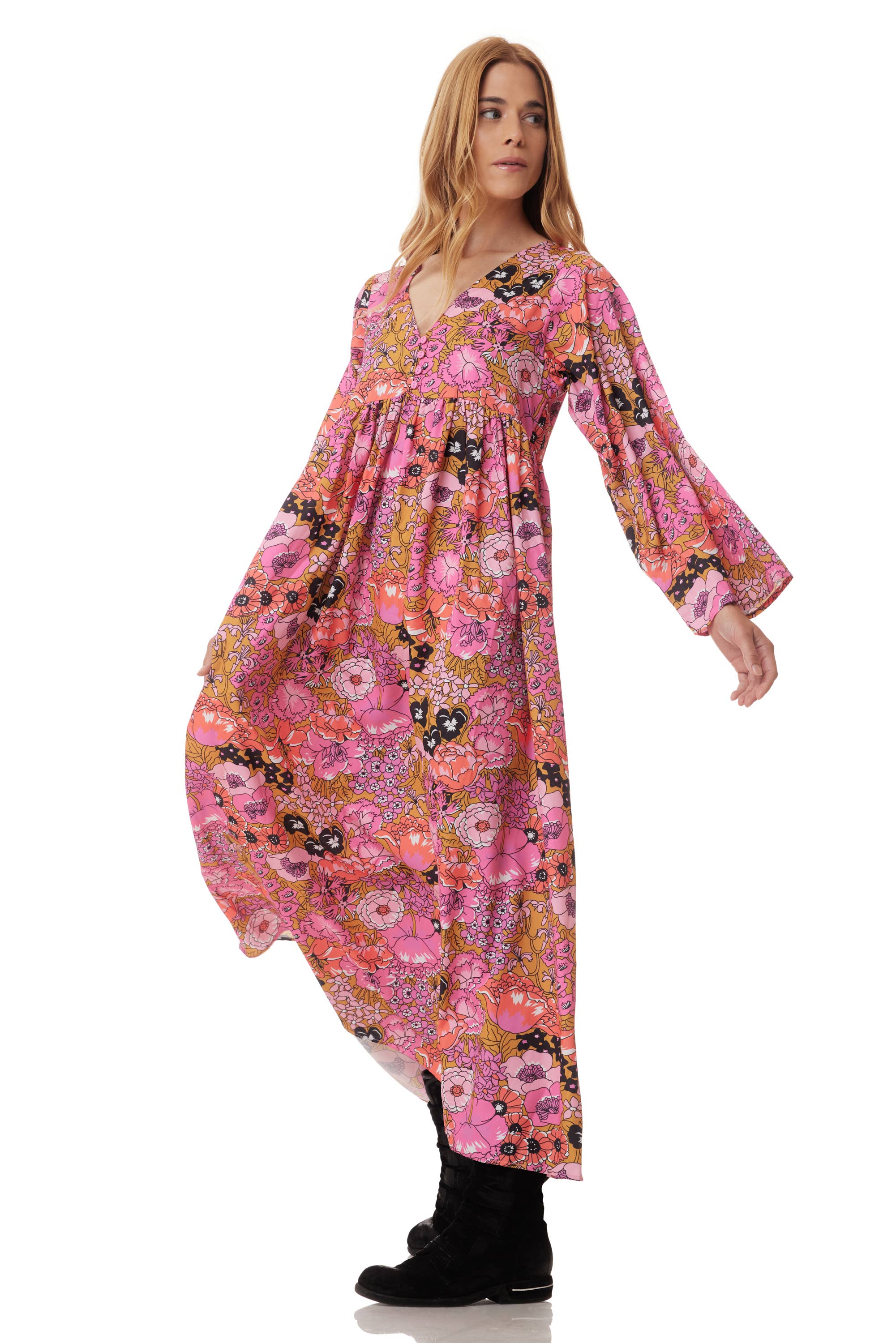 Blue Boheme – Engroshandel Kjole - Dame – Hawaii maxi-kjole med pink print3