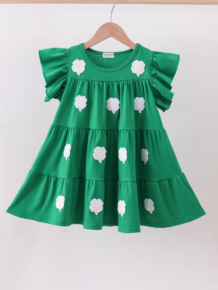 Vestido verde de folhos em camadas com lantejoulas de trevo por atacado de Aspen Rain Boutique