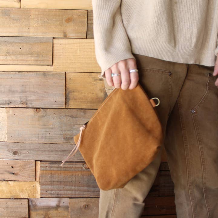 Olive n' Suede - Wholesale Crossbody Bag - Women's - Square Side Bag6