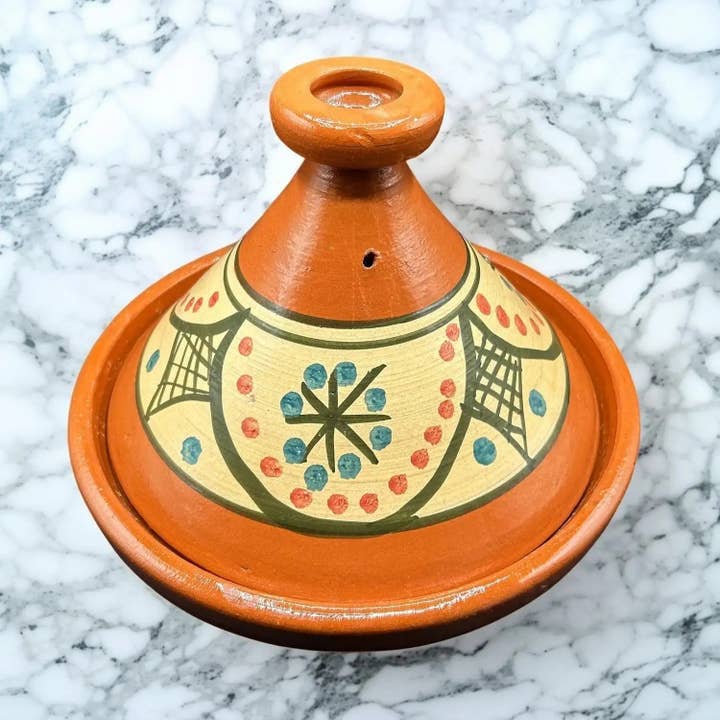 Tajine XL 35 cm en terre cuite peinte à la main avec Ebook #30 pour la vente par Etnico del Mondo