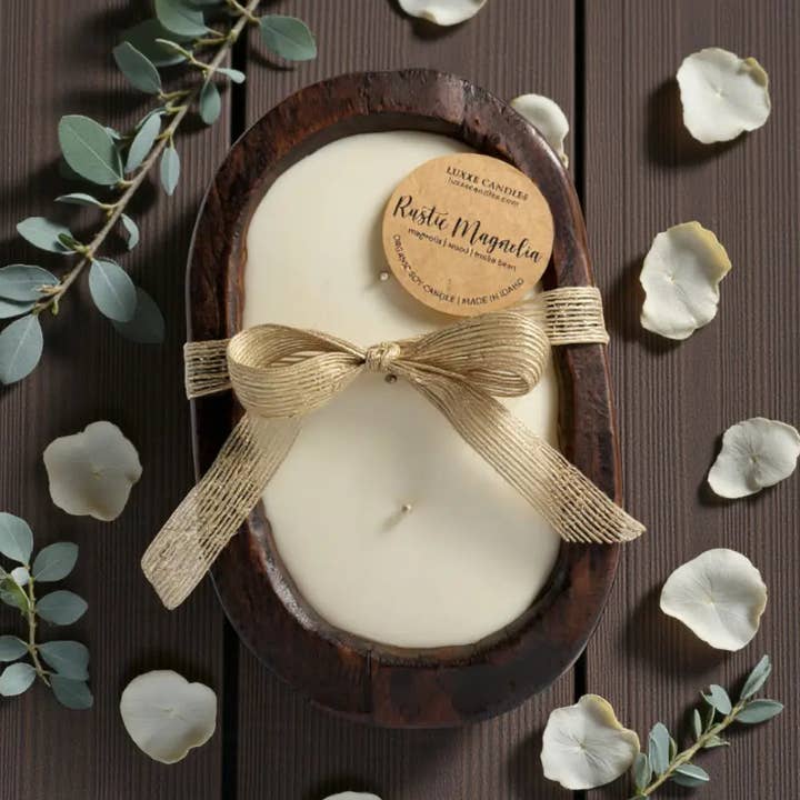 Rustik Magnolia Træskål Lys | Økologisk Sojavoks | Håndhældt for engroshandel hos LUXXE Candles