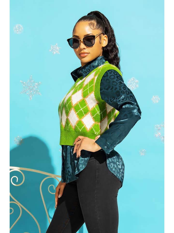 Sweet Generis - Venta al por mayor Chaleco de punto - Mujer - CHALECO CON CUELLO EN V Y PATRÓN DE ARGYLE DE PUNTO GRUESO3