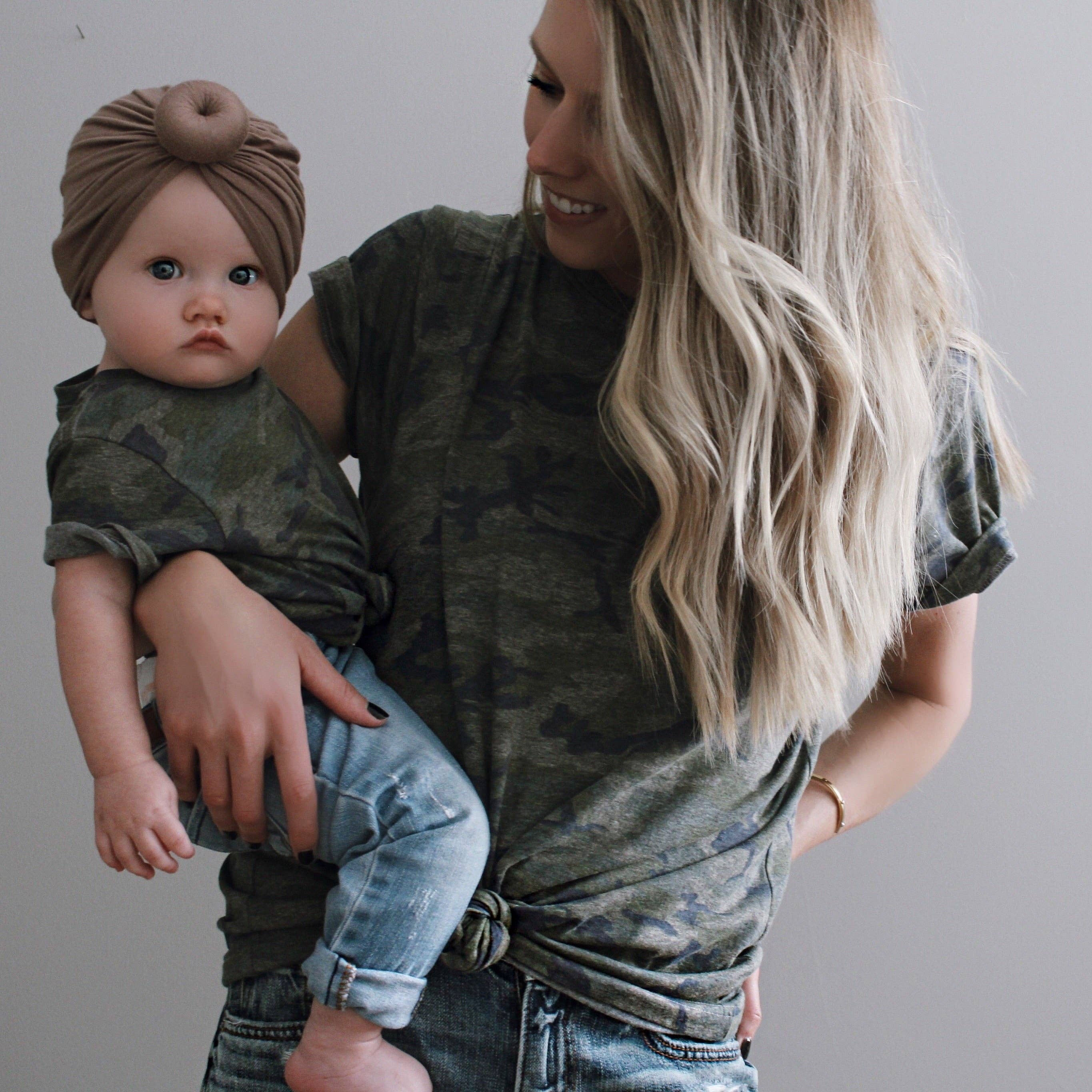 Shop catvonle - Wholesale T-Shirt - Women's - Vintage Camo Tee1