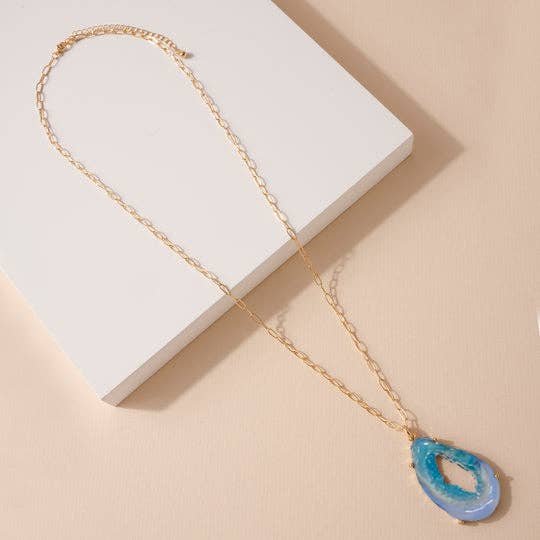 StarryNYC – wholesale Pendant/charm necklace – Resin Teardrop Agate Natural Look Pendant Chain Necklace4