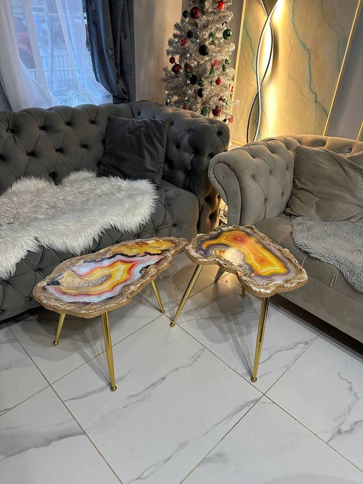 2 grandes tables gigognes faites à la main en époxy art Geode, café/accompagnement ( pour la vente par SamshineDesign