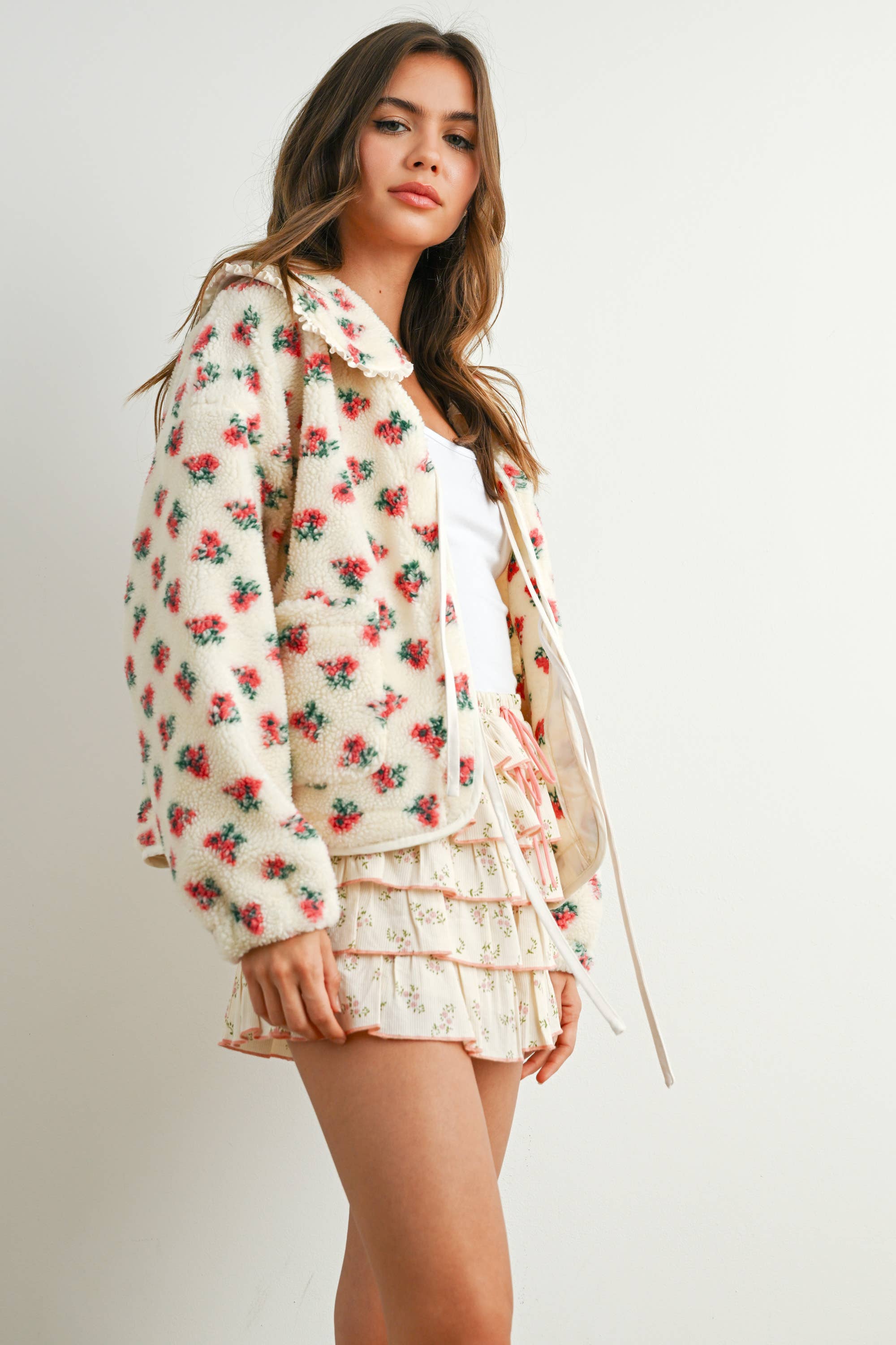 BUTTERMELON - Wholesale Jacket - Women's - Floral Puffy Tie-Front Long Sleeve Jacket - BMJ78419