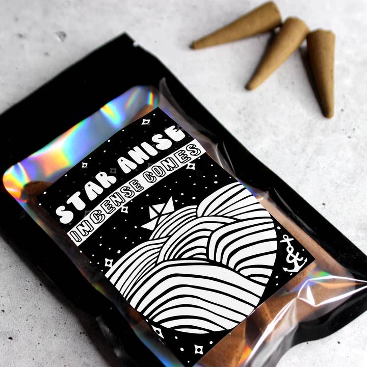 Anis étoilé | Cônes d'encens | Cônes à reflux | Cascade pour la vente par Cosmically Misplaced